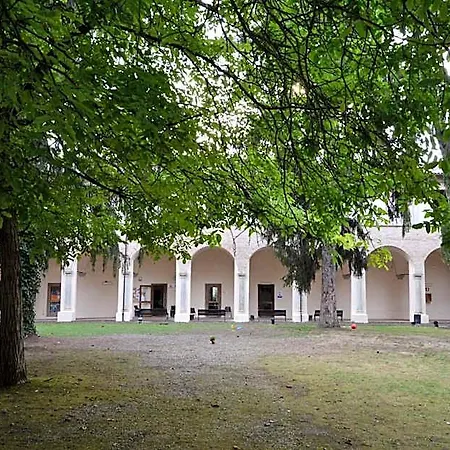 Il Chiostro And * İskenderiye