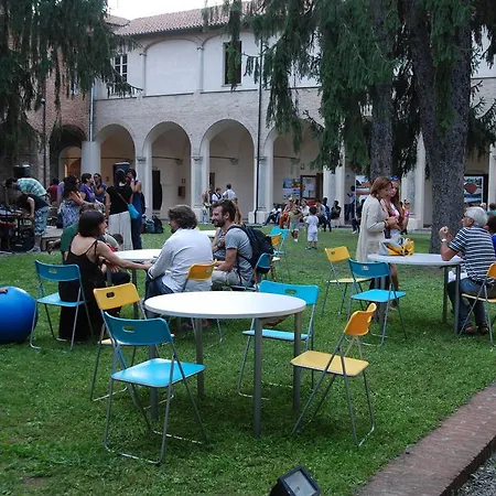 Il Chiostro And Hostel