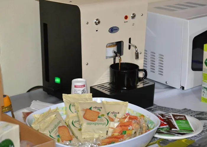 Hostel Il Chiostro And *